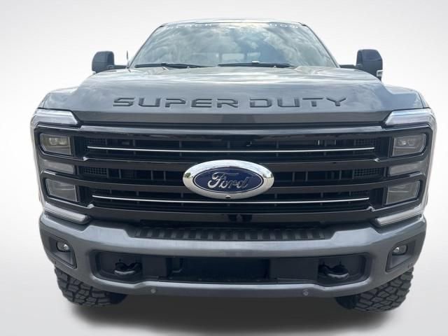 Used 2025 Ford F250 Platinum image 8
