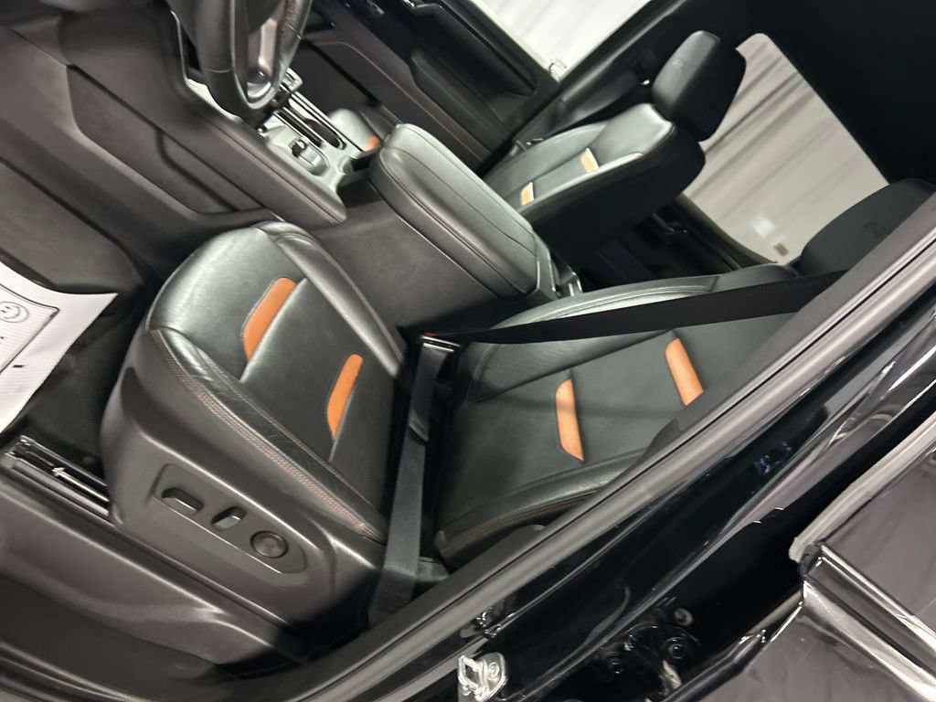 Used 2025 GMC Sierra 1500 AT4 AWD/4WD image 12