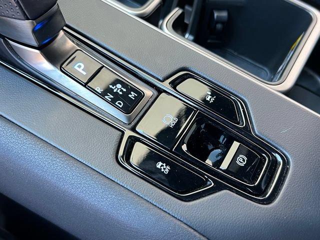 Used 2025 Lexus TX 500h AWD w/ Technology Package image 33