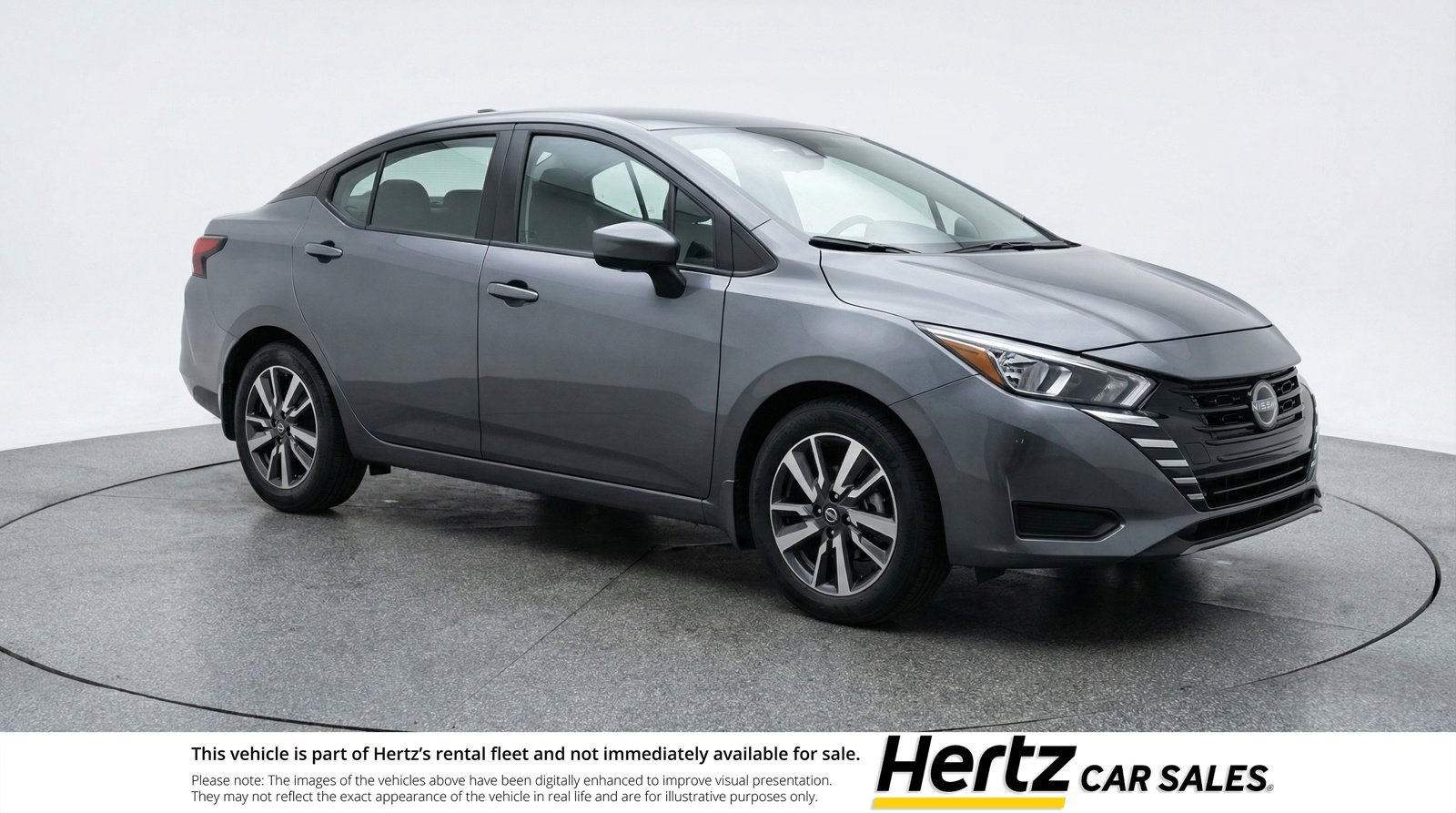 Used 2025 Nissan Versa SV image 1