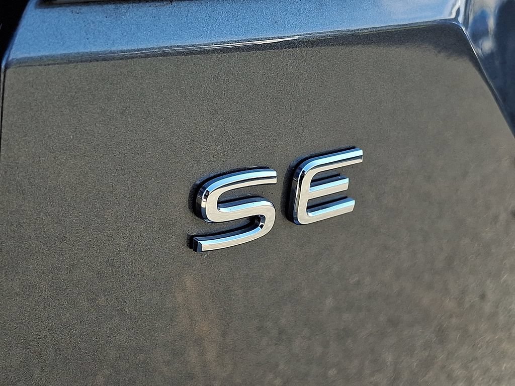 Used 2025 Volkswagen Atlas SE AWD/4WD image 34