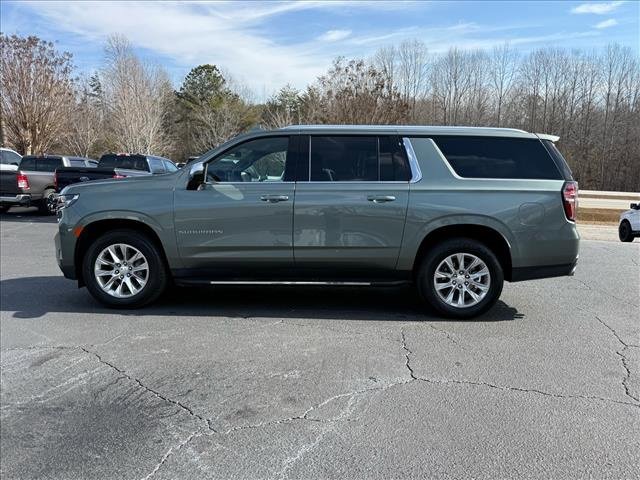 Used 2023 Chevrolet Suburban Premier image 7