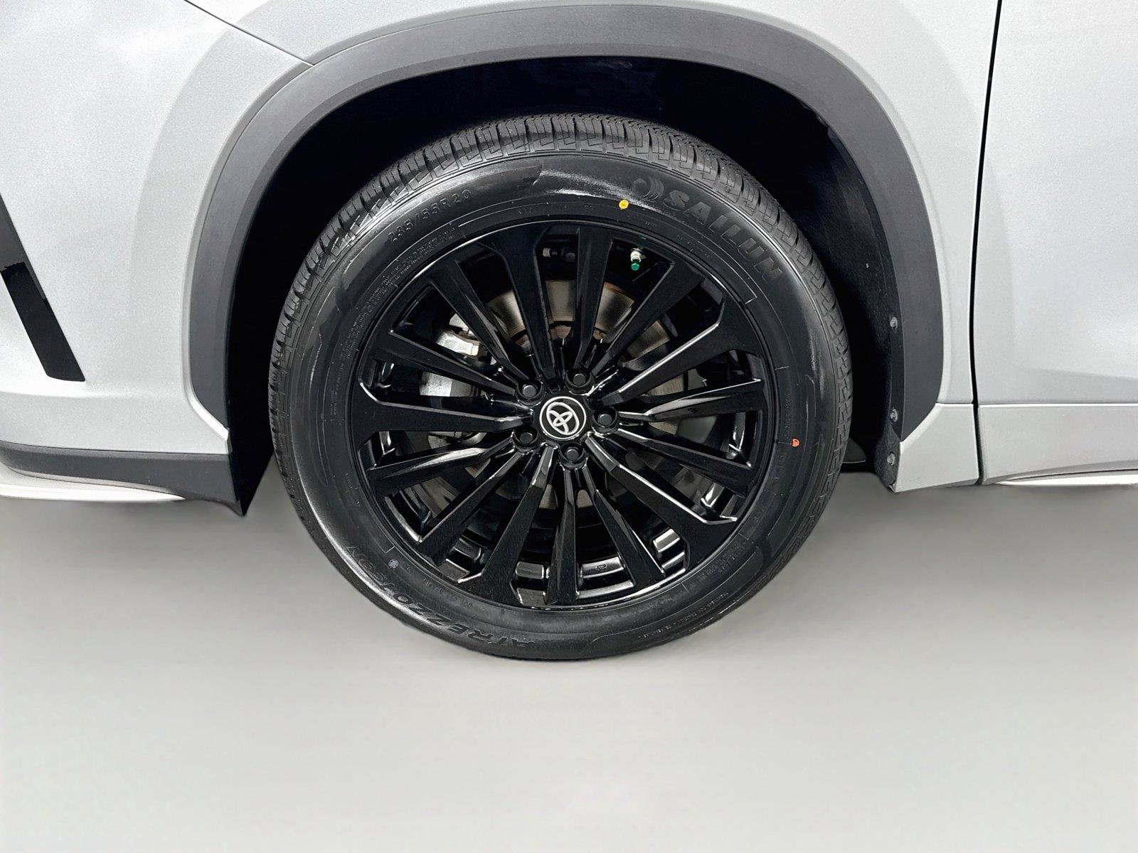 Certified 2025 Toyota Highlander XSE AWD/4WD image 46