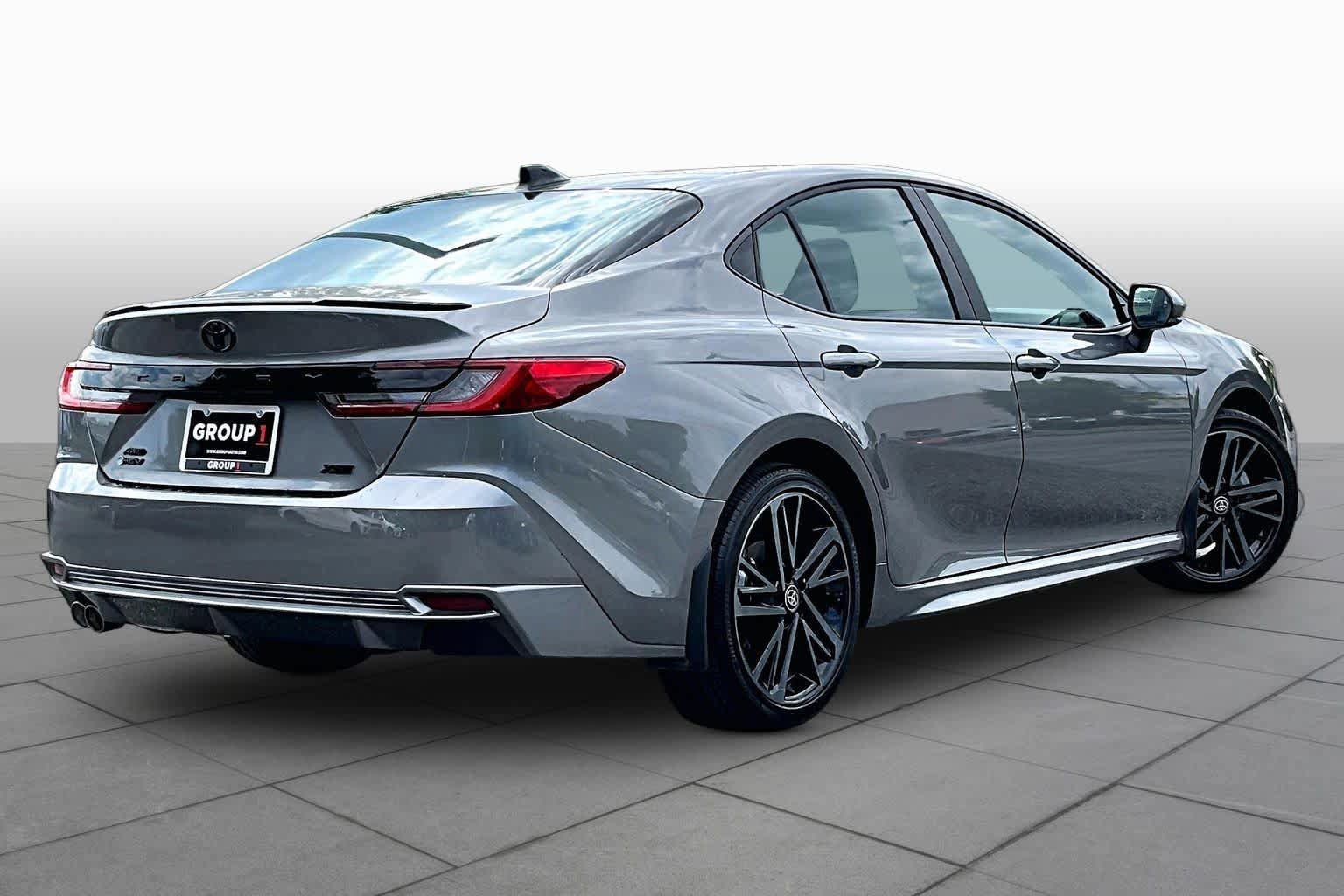 Used 2026 Toyota Camry XSE AWD/4WD image 13