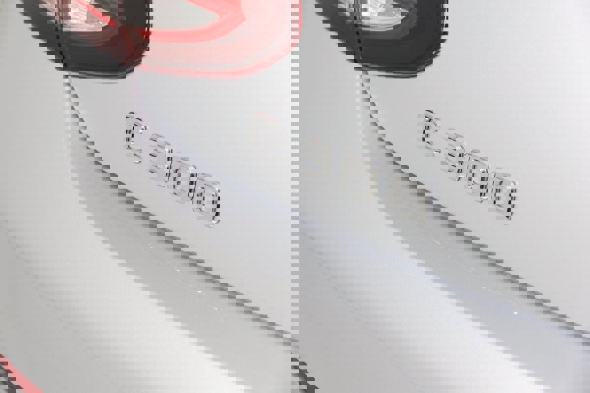 Used 2021 Mercedes-Benz C 300 4MATIC Cabriolet image 70