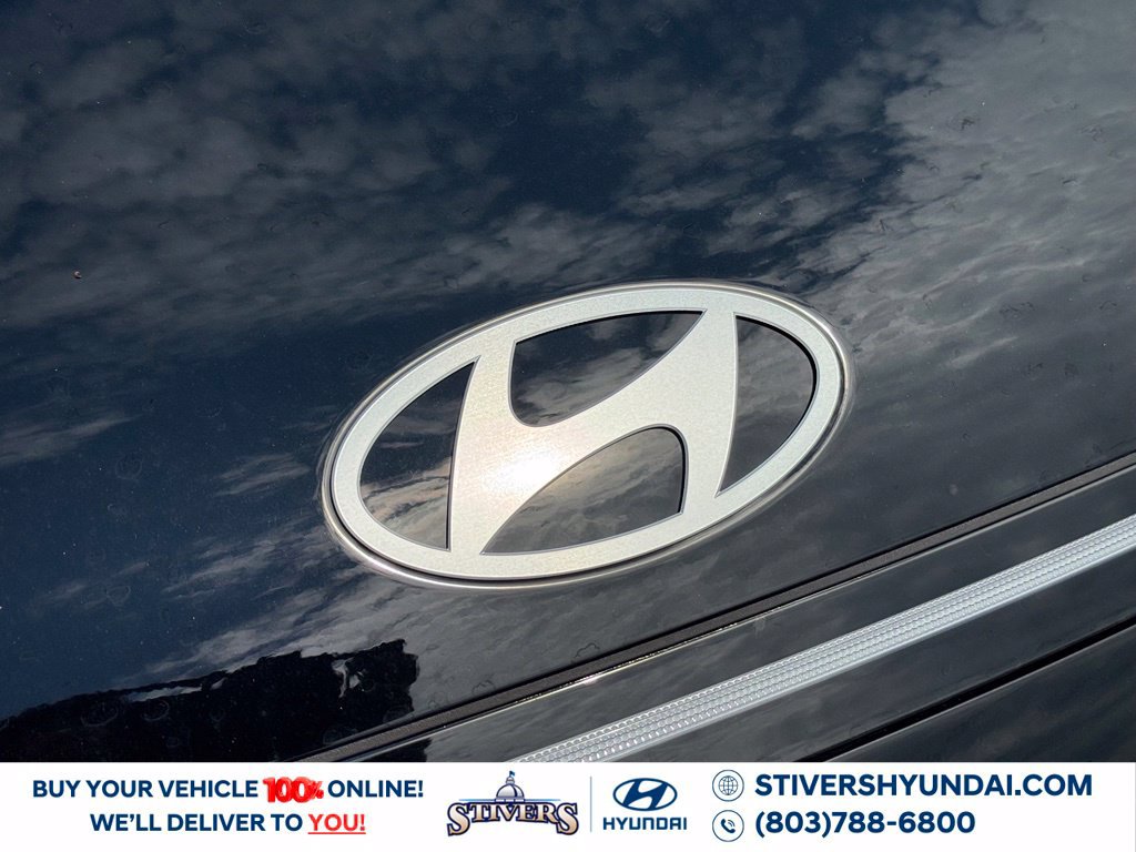 New 2027 Hyundai Kona SE FWD image 8