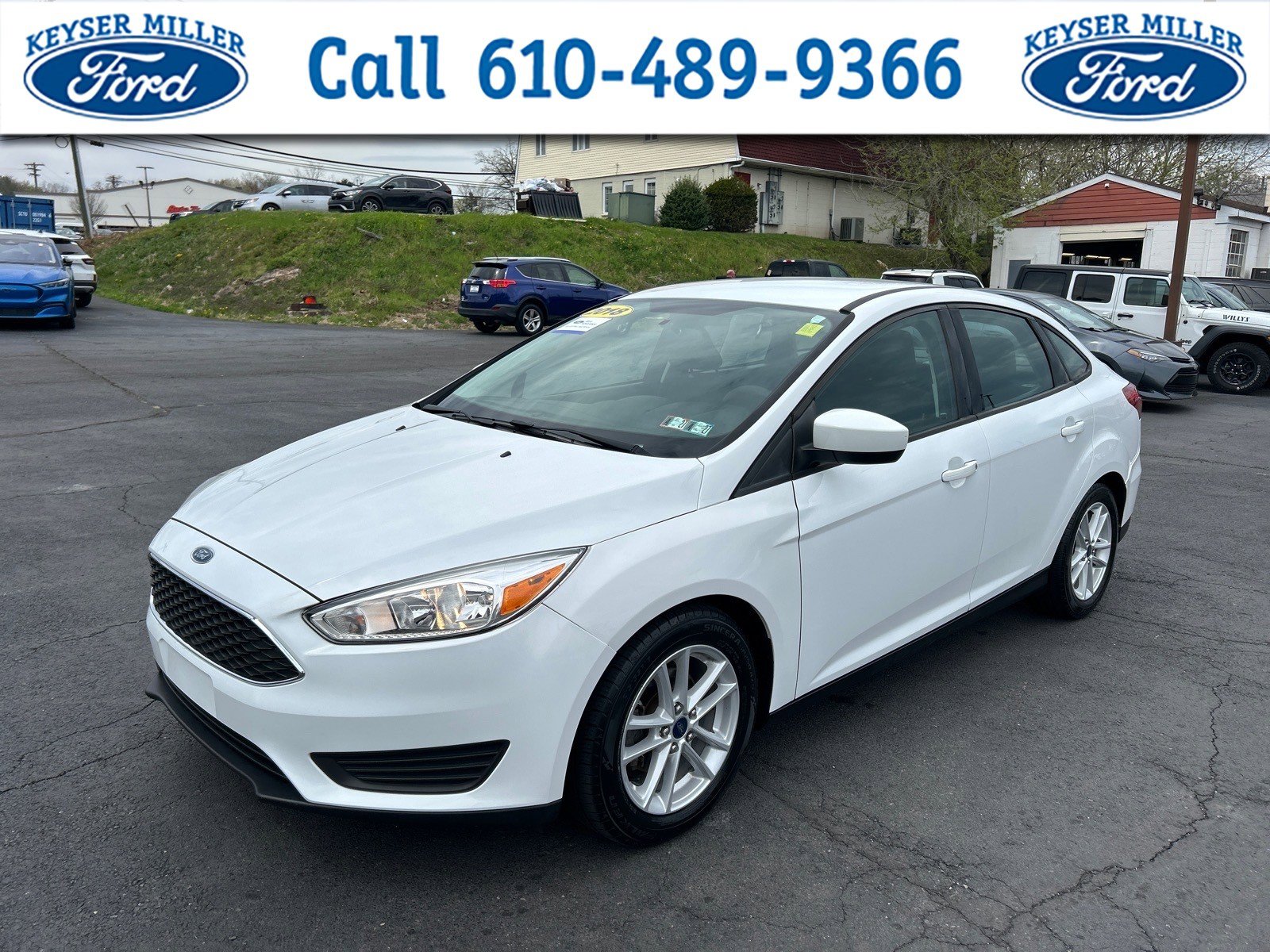 Certified 2018 Ford Focus SE image 1