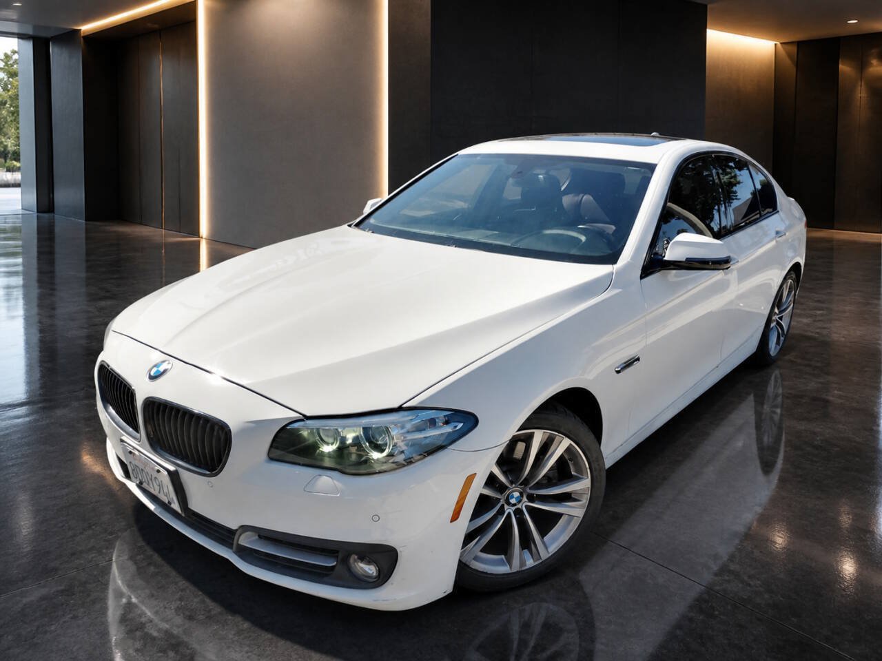 Used 2016 BMW 528i Sedan RWD image 1