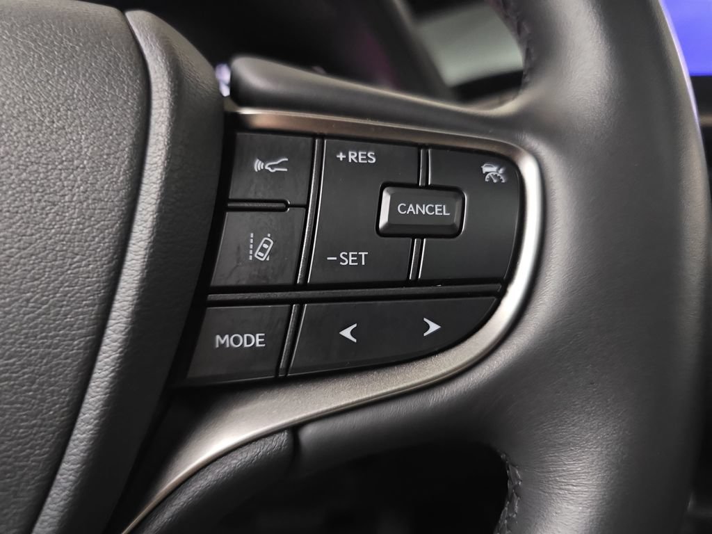 Certified 2024 Lexus UX 250h F Sport AWD/4WD image 21