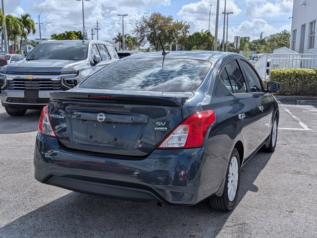Used 2017 Nissan Versa SV w/ SV Special Edition Package image 4