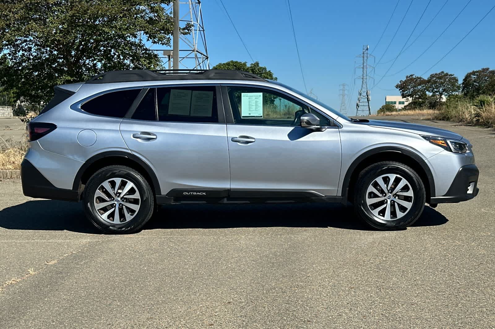 Used 2021 Subaru Outback Premium AWD/4WD image 6