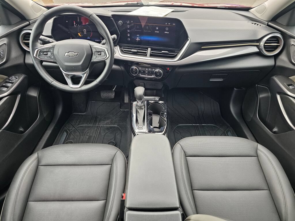 Used 2024 Chevrolet Trax ACTIV w/ Driver Confidence Package FWD image 9