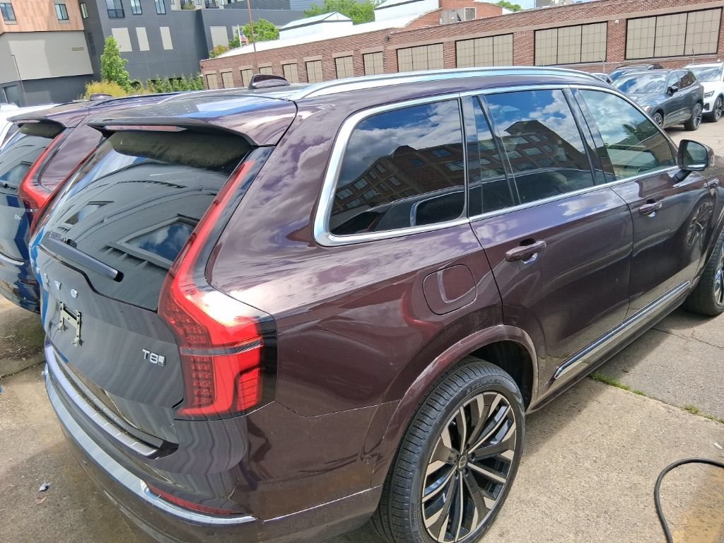 New 2026 Volvo XC90 T8 Ultra w/ Protection Package Premier AWD/4WD image 6