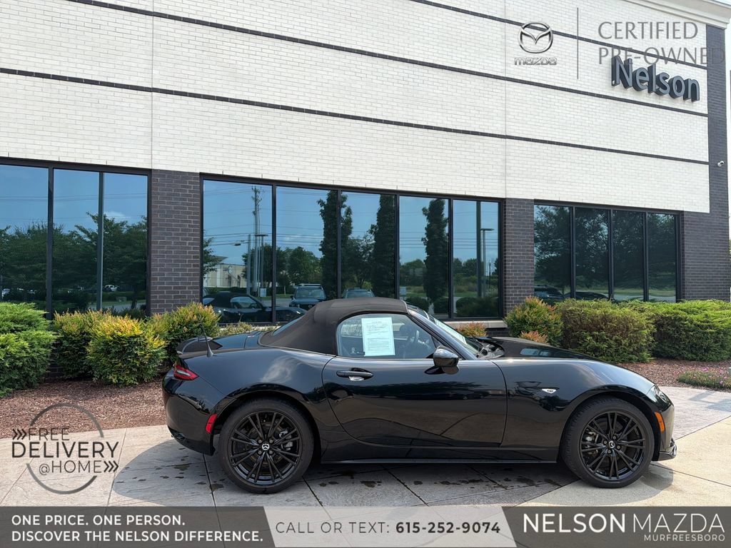 Used 2024 MAZDA MX-5 Miata Club RWD image 3