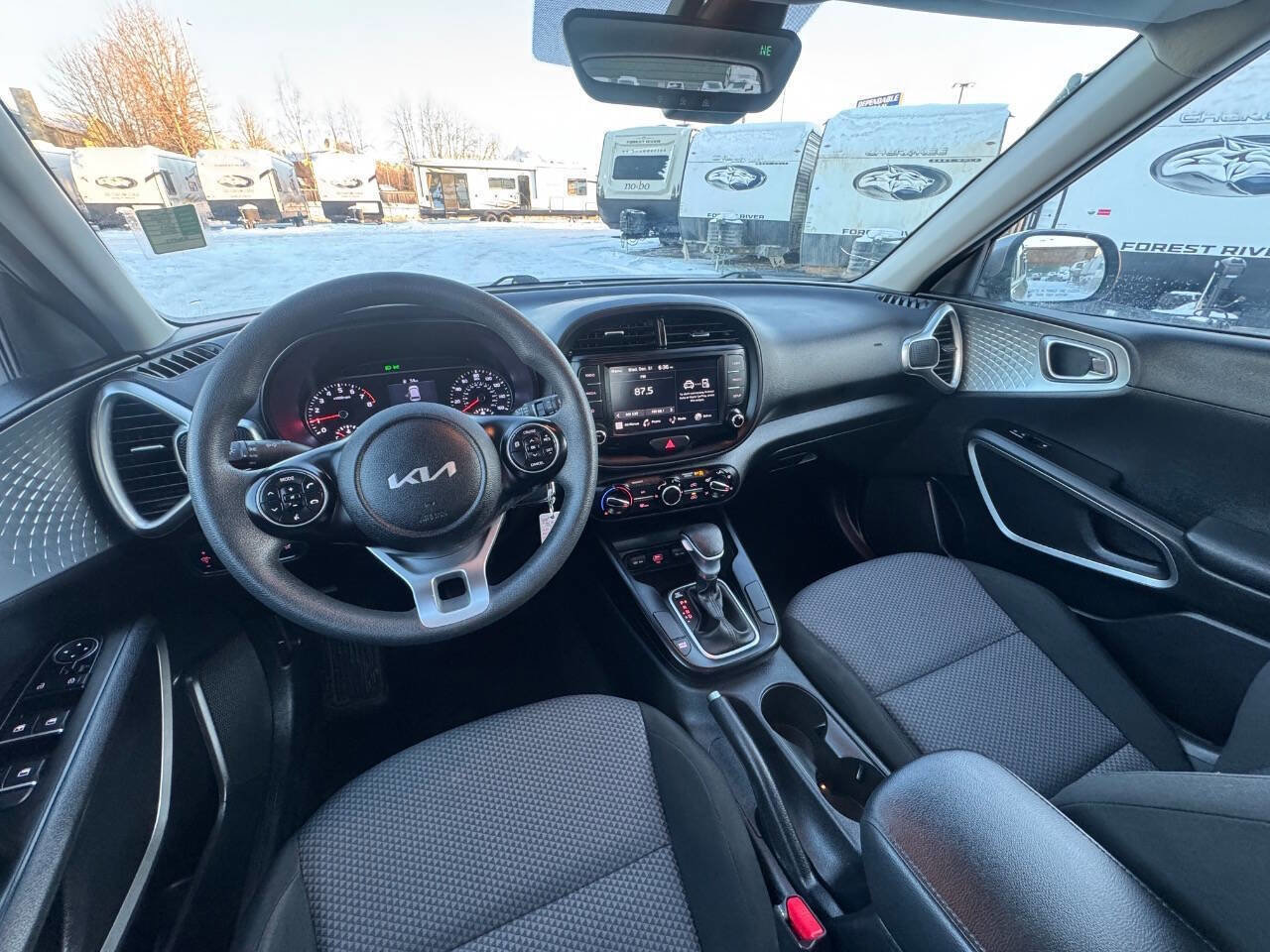 Used 2022 Kia Soul LX w/ Technology Package image 6