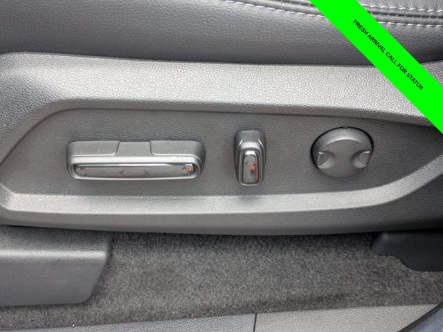 Used 2025 Honda Pilot Touring image 19