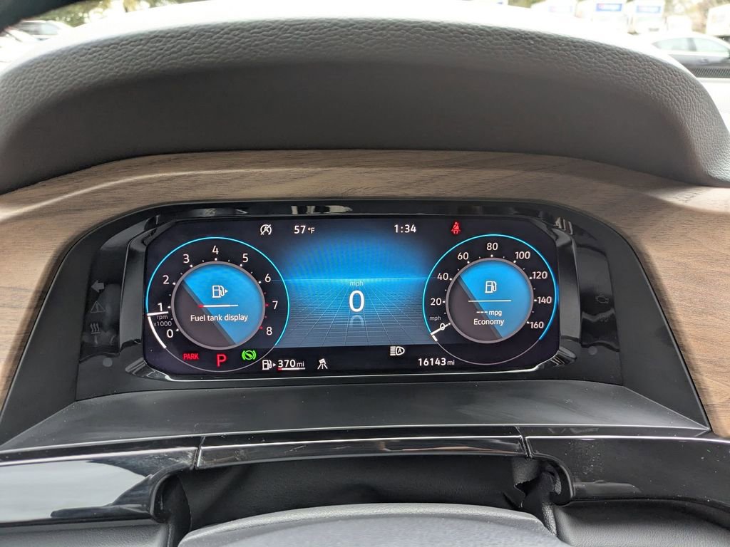 Used 2025 Volkswagen Atlas SE image 15