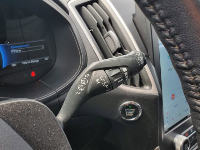 Used 2024 Ford Edge SEL w/ Convenience Package image 16