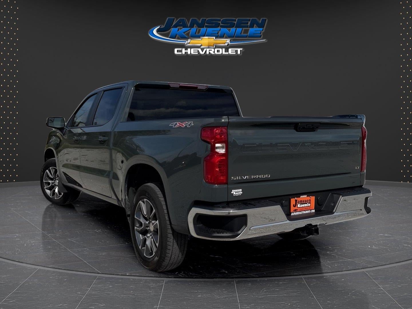 Used 2025 Chevrolet Silverado 1500 LT AWD/4WD image 3
