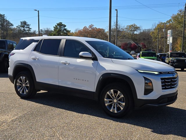 Used 2025 Chevrolet Equinox LT AWD/4WD image 4