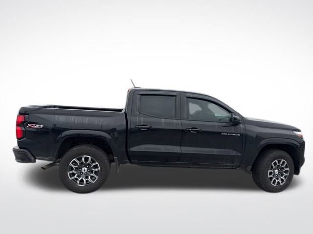 Used 2024 Chevrolet Colorado Z71 w/ Z71 Convenience Package 2 image 8
