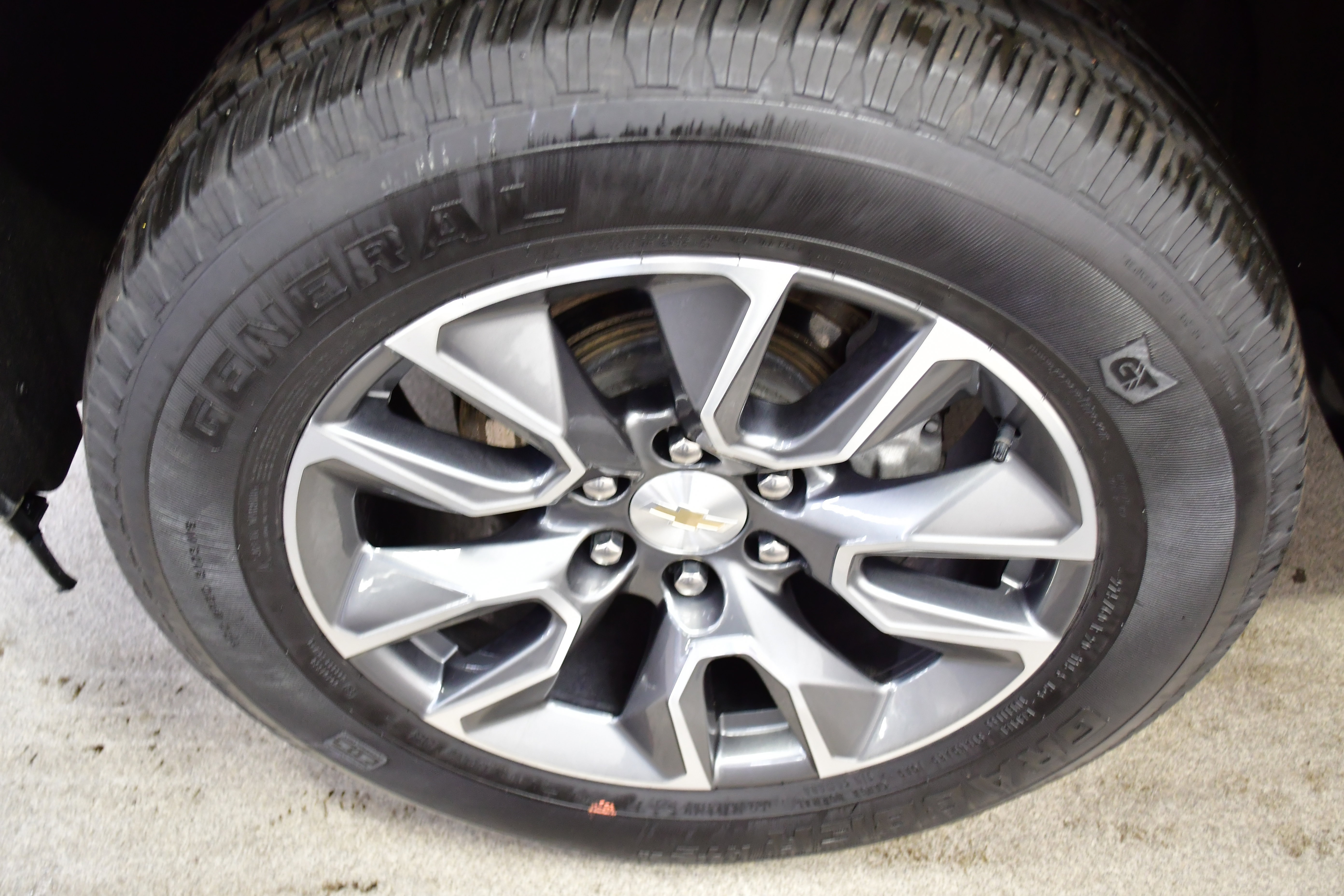 Used 2023 RAM 1500 Classic SLT w/ Trailer & Traction Group image 28