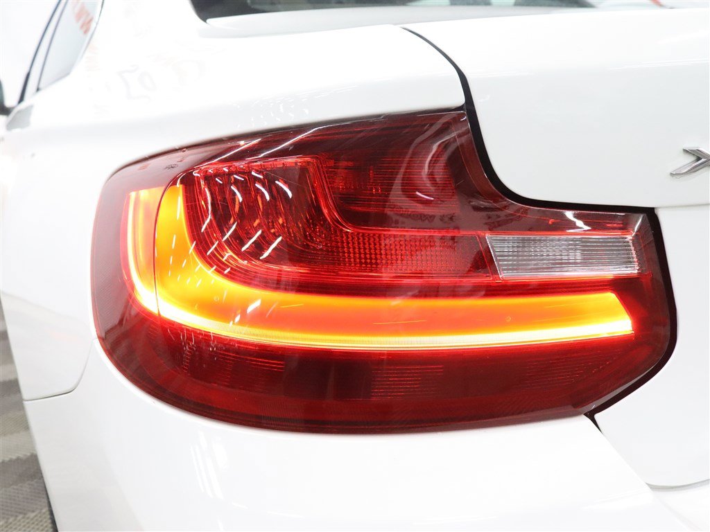 Used 2017 BMW 230i xDrive Coupe AWD/4WD image 9