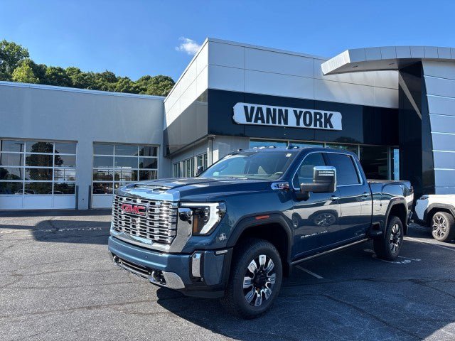 New 2026 GMC Sierra 2500 Denali w/ Denali Reserve Package
