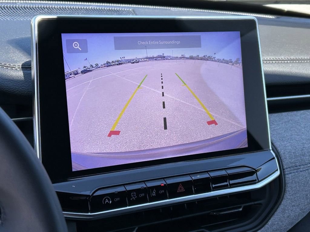 Used 2024 Jeep Compass Latitude image 27