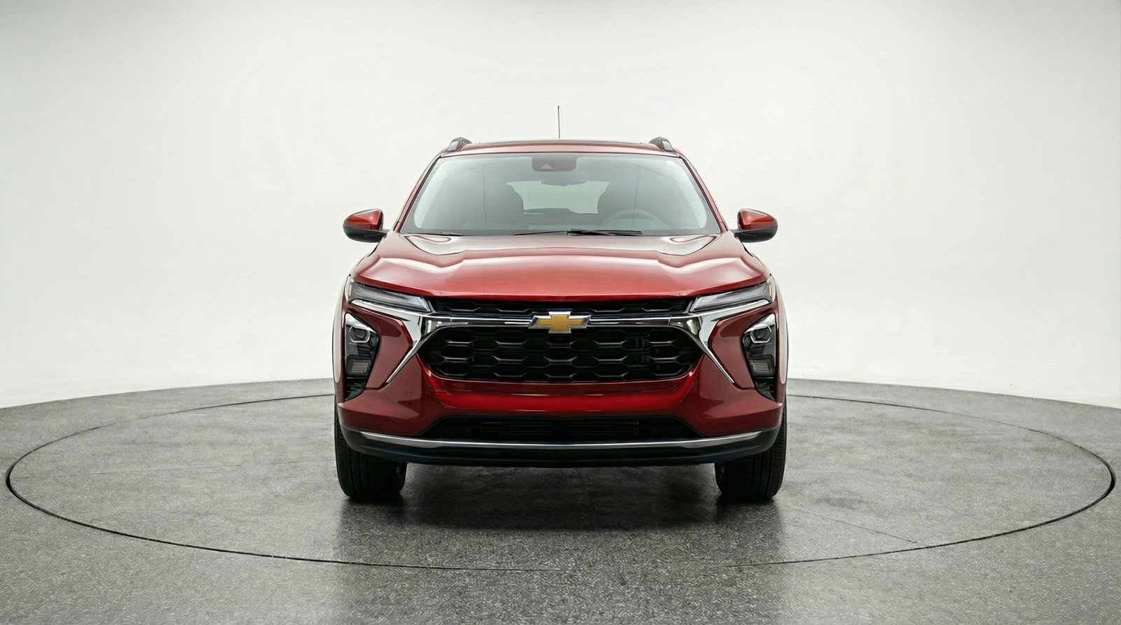 Used 2025 Chevrolet Trax LT image 2