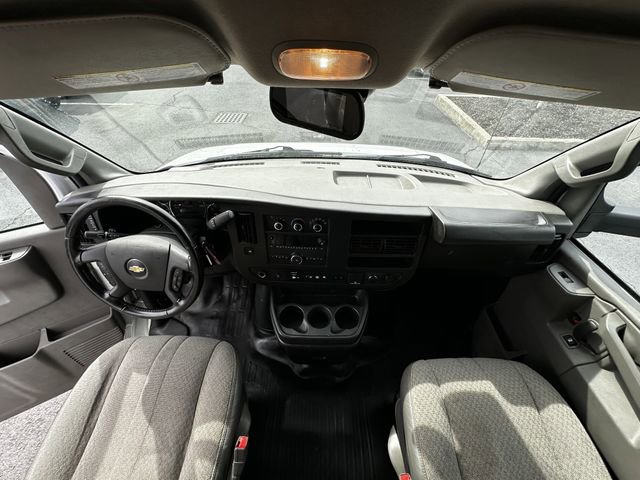 Used 2022 Chevrolet Express 3500 w/ Power Convenience Package image 3