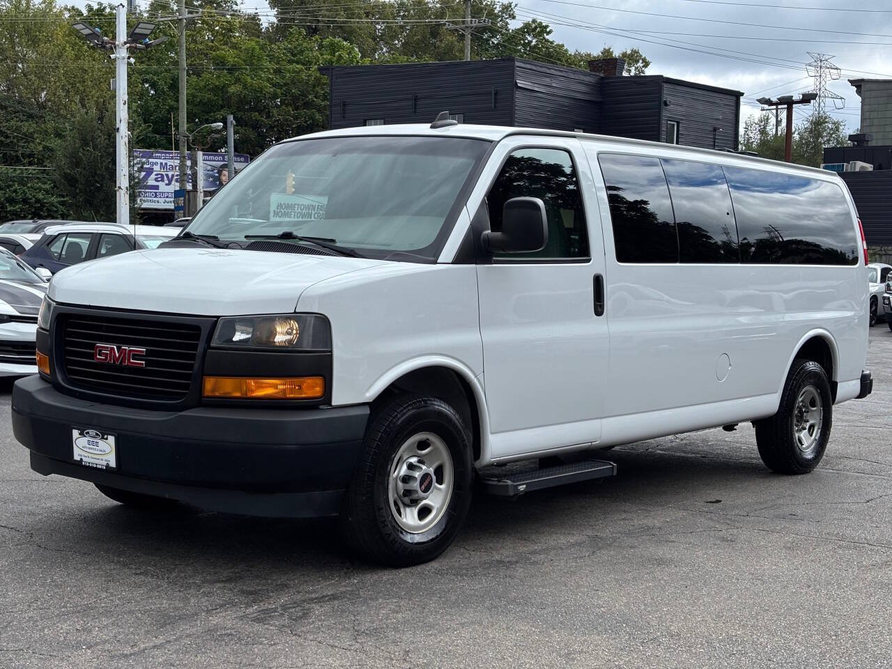 Used 2019 GMC Savana 3500 LS RWD image 4