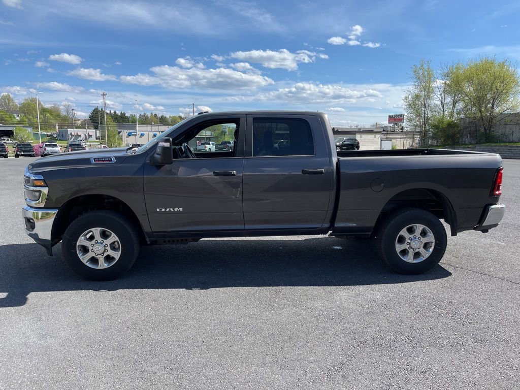 New 2026 RAM 2500 Big Horn AWD/4WD image 6