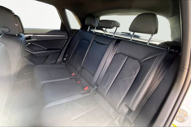 New 2025 Audi Q3 2.0T Premium AWD/4WD image 12