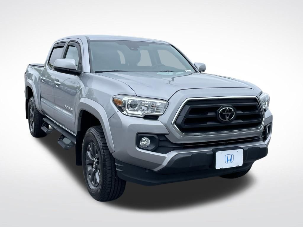 Used 2020 Toyota Tacoma SR5 RWD image 8