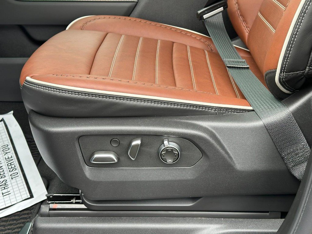 New 2026 GMC Sierra 1500 Denali Ultimate image 13