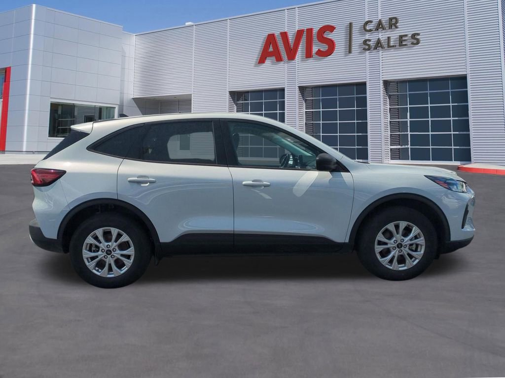 Used 2025 Ford Escape Active AWD/4WD image 5