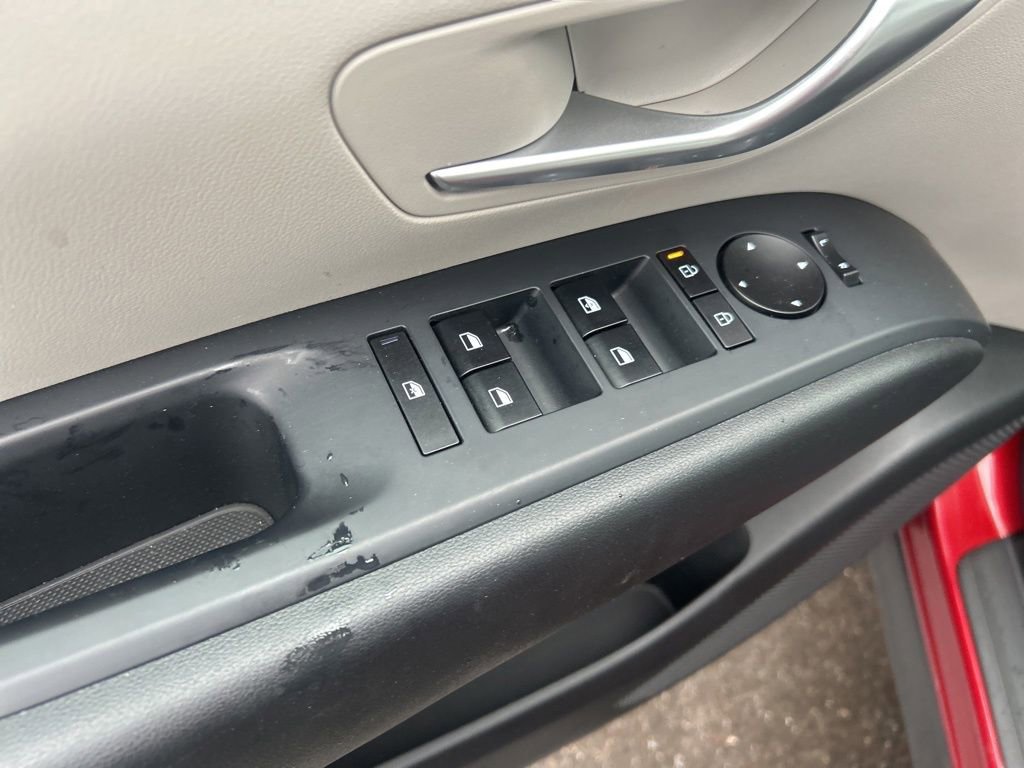 Used 2025 Hyundai Tucson SE image 9