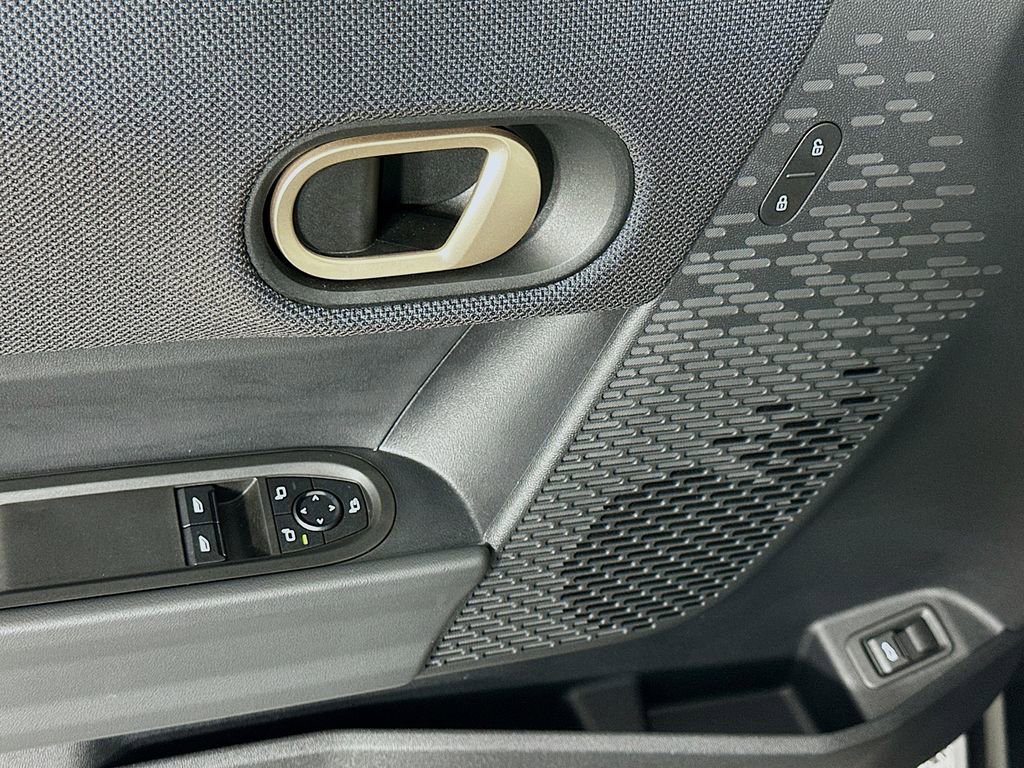 Certified 2025 MINI Cooper S image 18