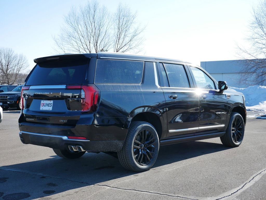 New 2026 GMC Yukon XL Denali w/ Sun & Power Step Package image 4