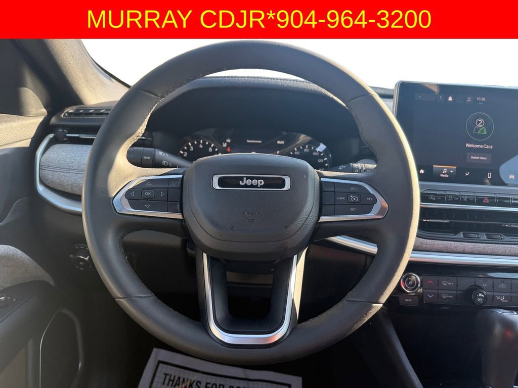 Used 2024 Jeep Compass Latitude image 12