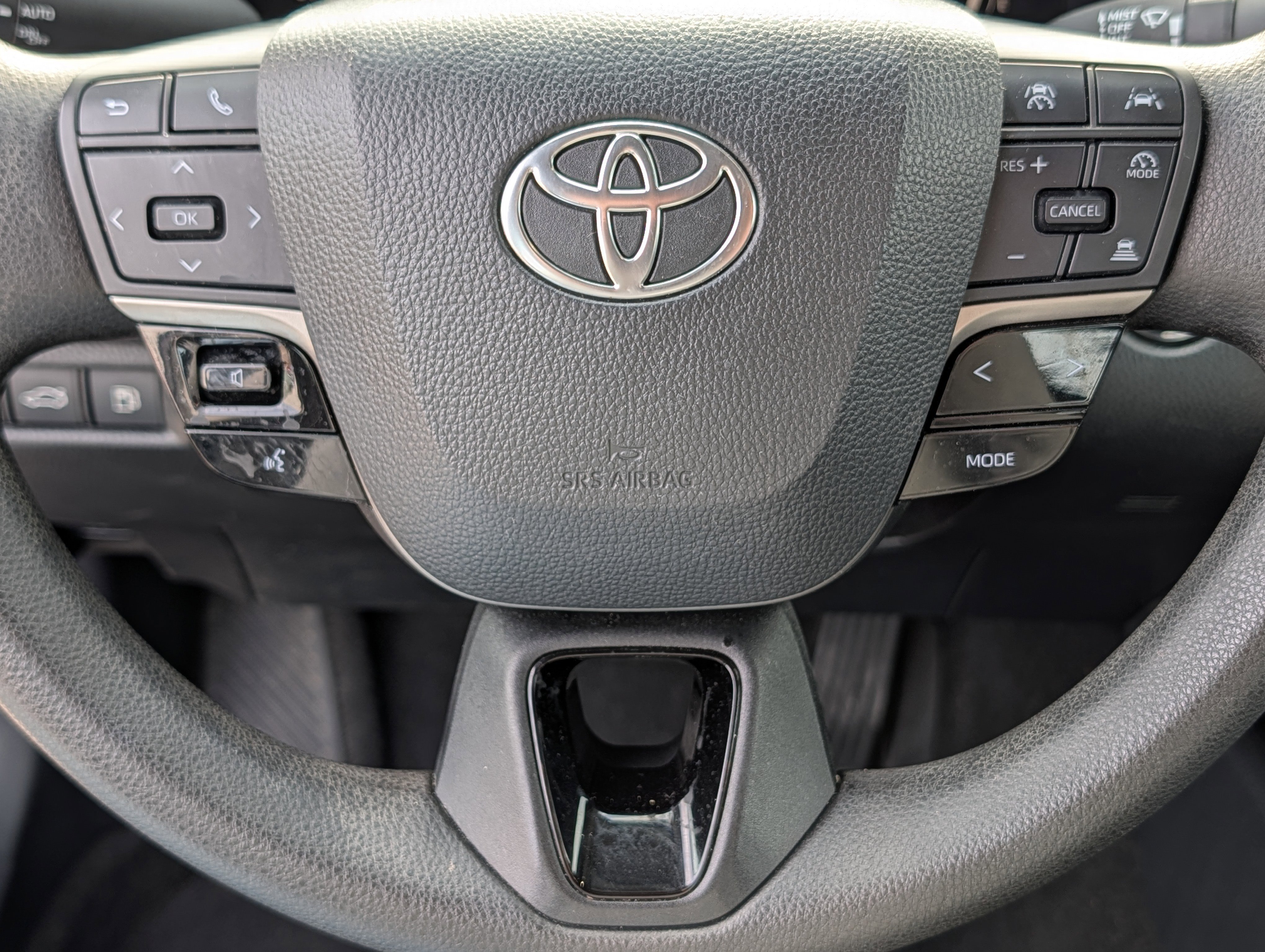 Certified 2025 Toyota Camry LE FWD image 26