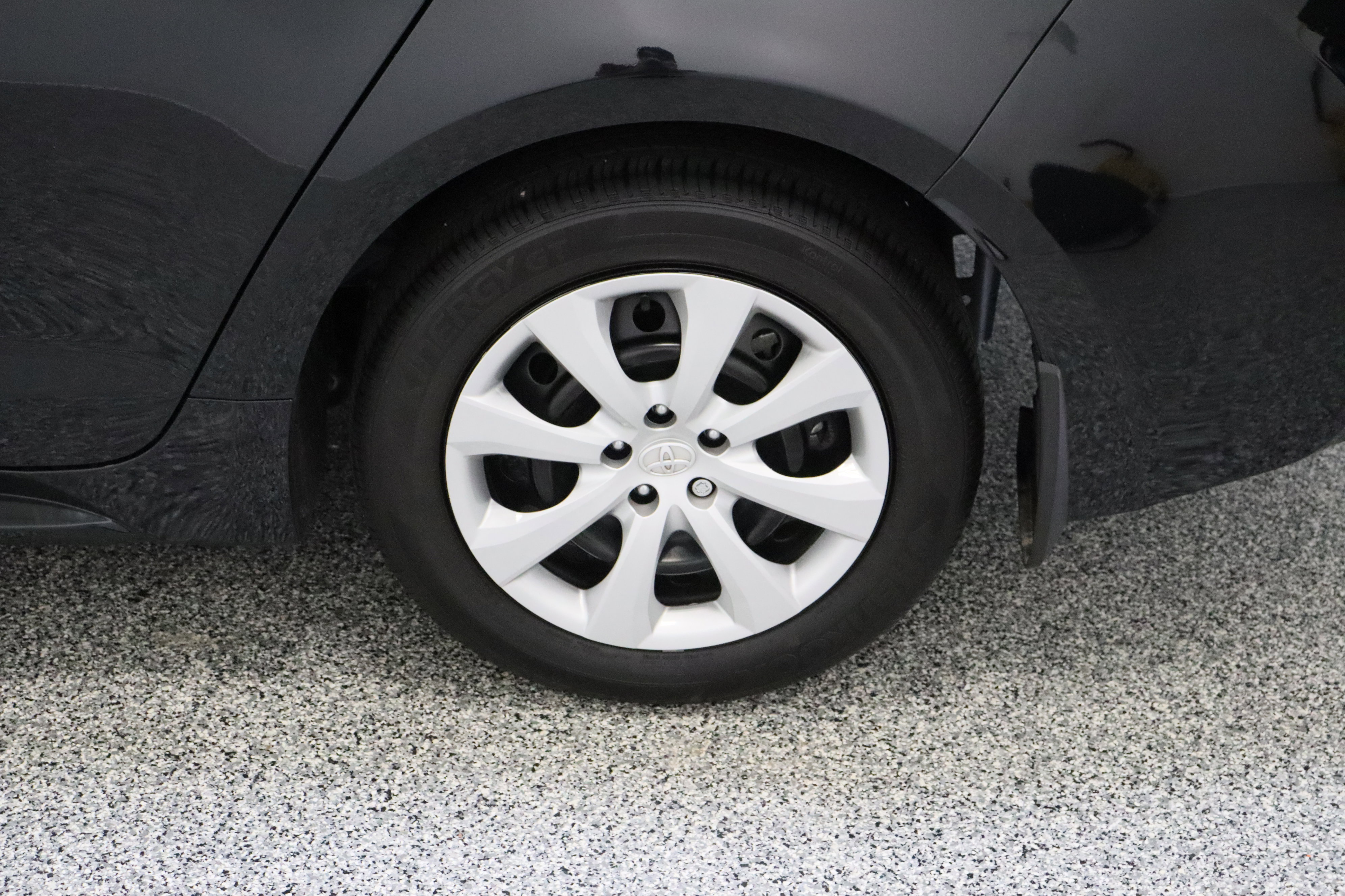 Certified 2024 Toyota Corolla LE FWD image 10