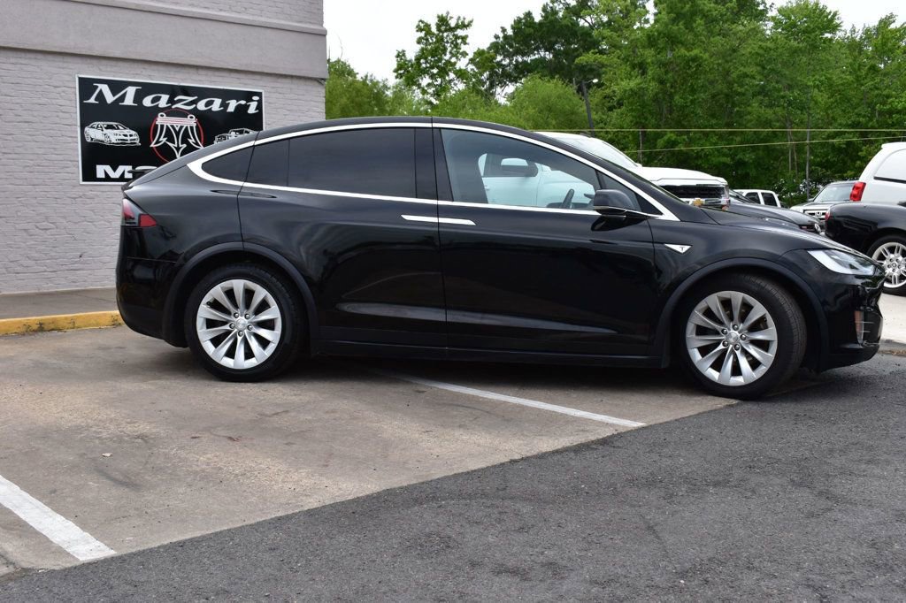Used 2016 Tesla Model X 75D AWD/4WD image 4