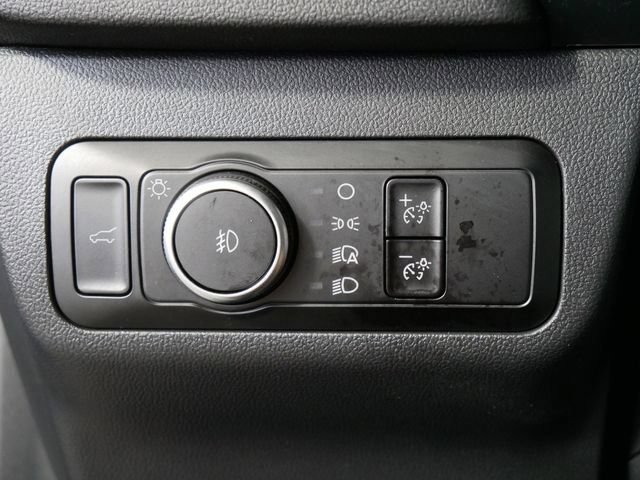 Certified 2025 Ford Escape Platinum AWD/4WD image 18