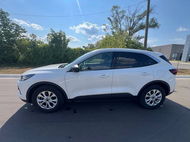 Used 2023 Ford Escape Active AWD/4WD image 8