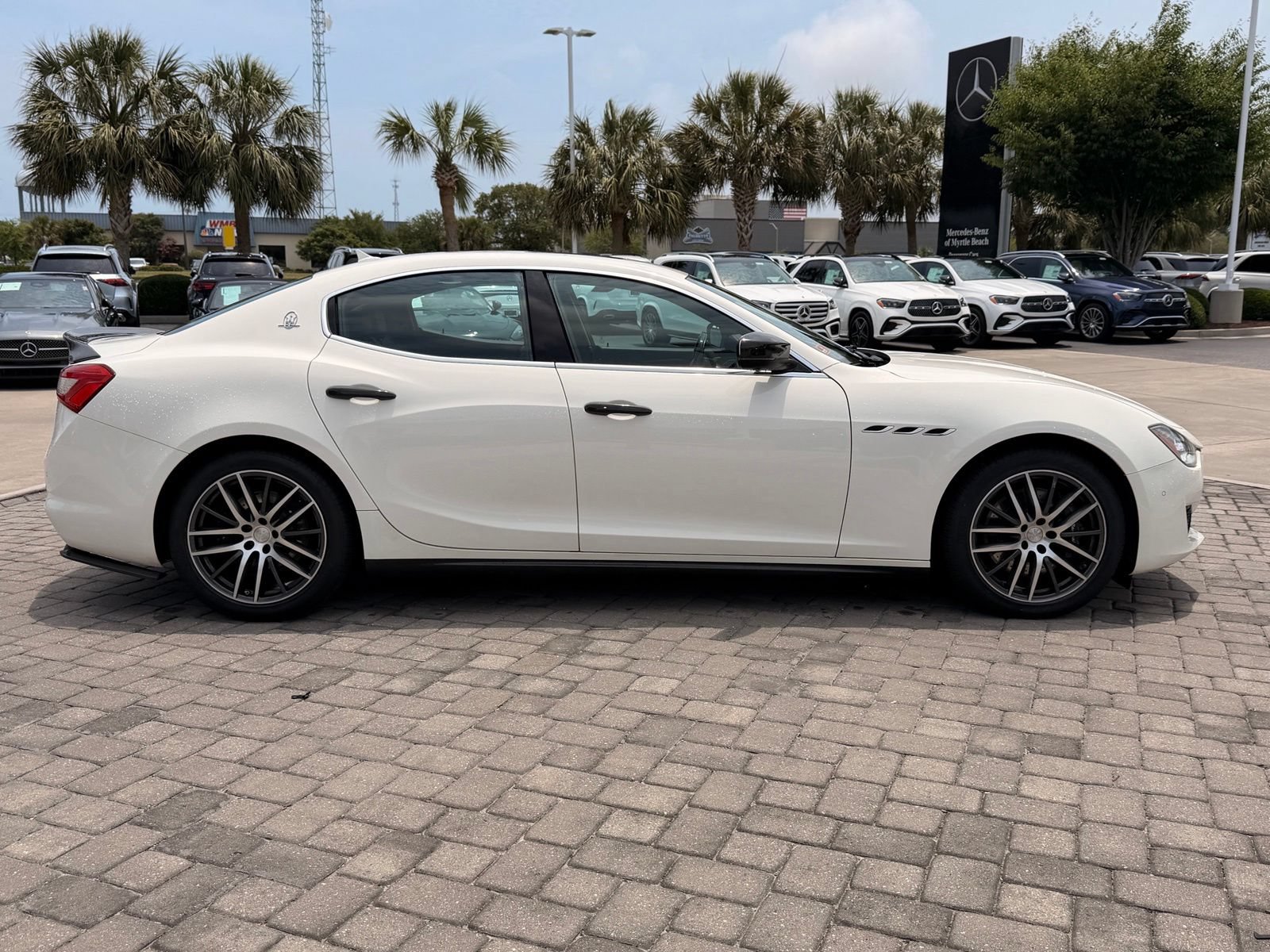 Used 2020 Maserati Ghibli S Q4 AWD/4WD image 8