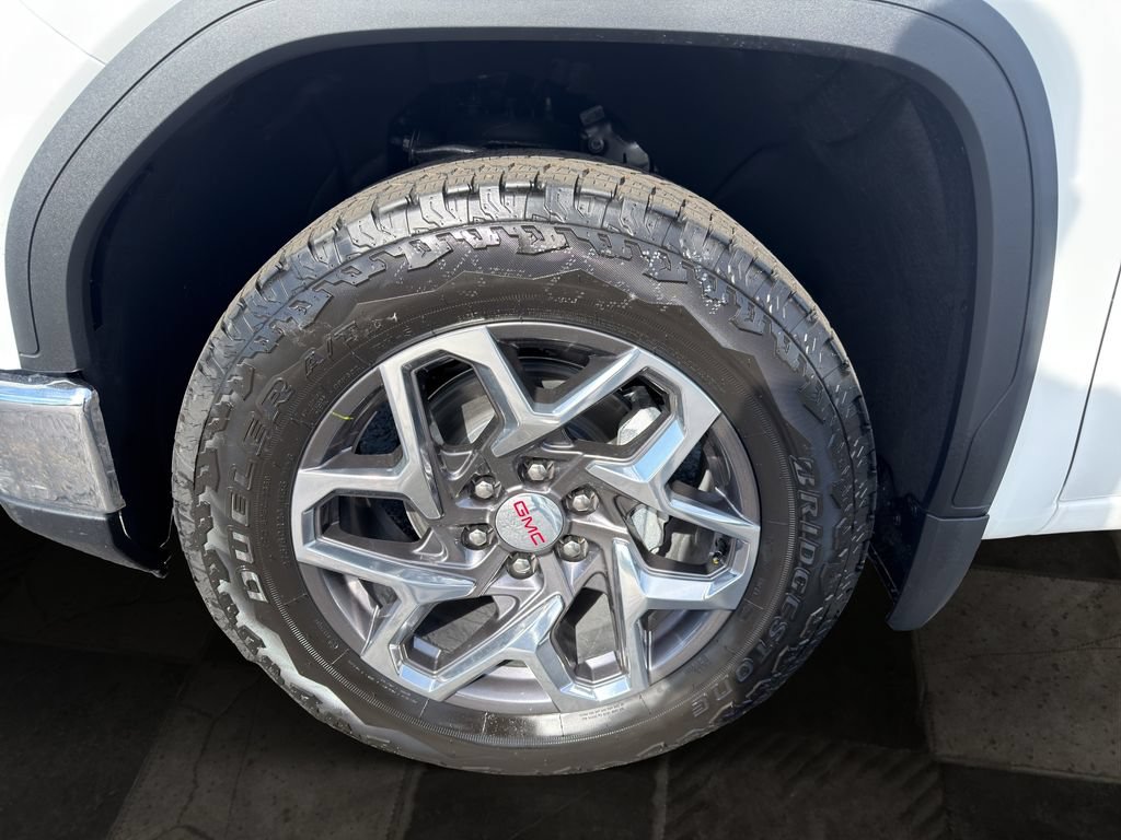 Certified 2026 GMC Sierra 1500 SLT w/ SLT Convenience Package AWD/4WD image 9
