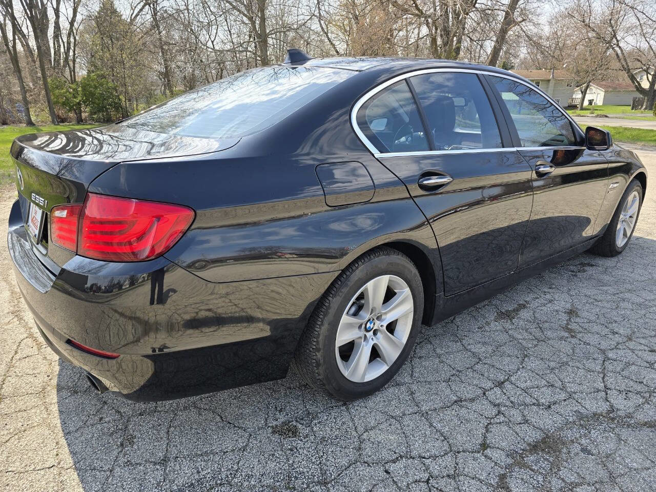Used 2011 BMW 535i xDrive Sedan image 7
