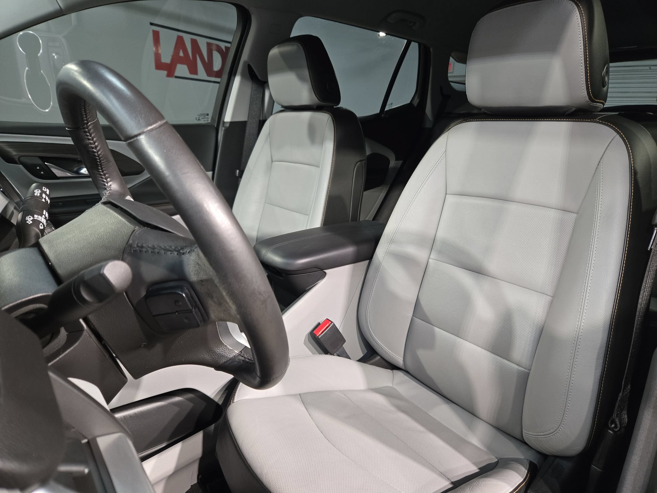 Used 2020 GMC Terrain SLT w/ Preferred Package FWD image 24